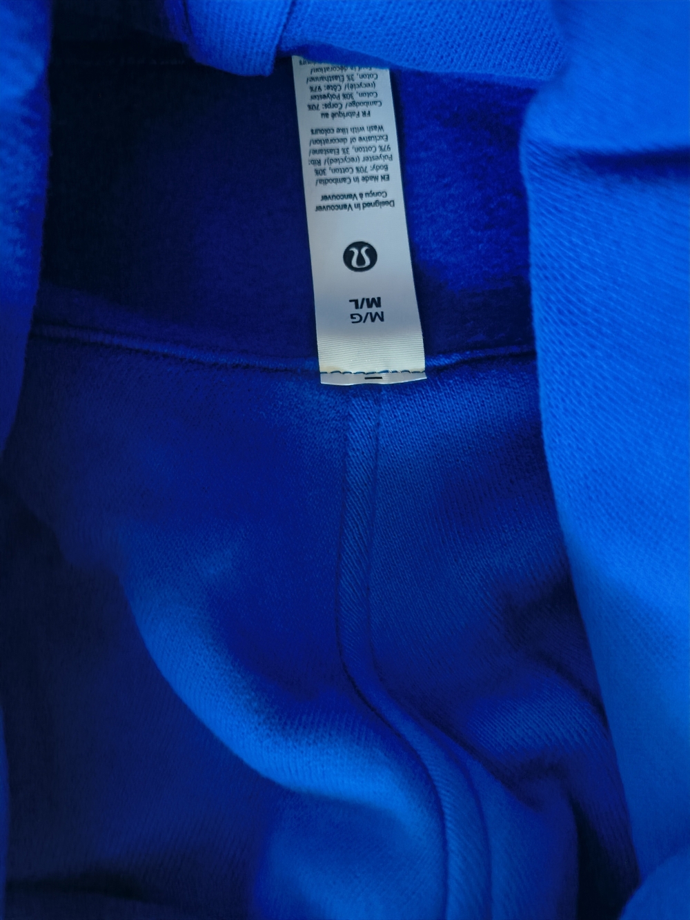 lululemon athletica Blue Buffalo NFL Cropped Half-Zip Hoodie - Picture 9 of 10